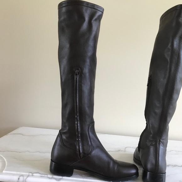 CHRISTIAN LOUBOUTIN BROWN KNEE HIGH BOOT - Picture 7 of 12
